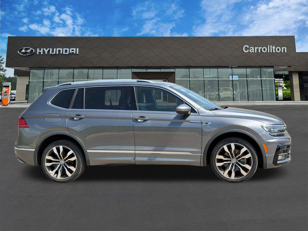 Used 2019 Gray Volkswagen 2.0T SEL Premium R-Line image 4