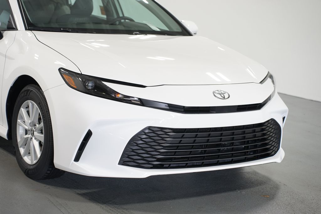 Thumbnail: 2025 Toyota Camry - 4