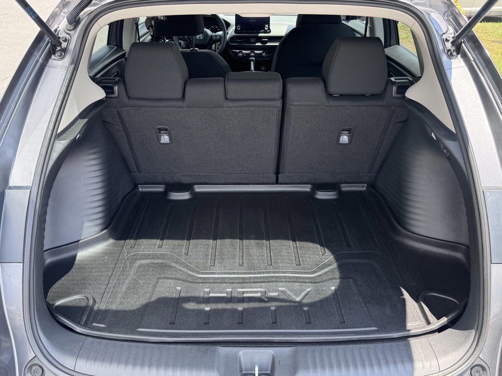 2025 Honda HR-V LX