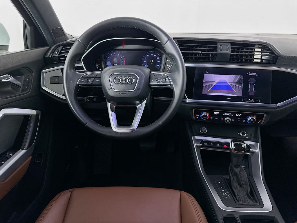 Thumbnail: 2020 Audi Q3 - 22