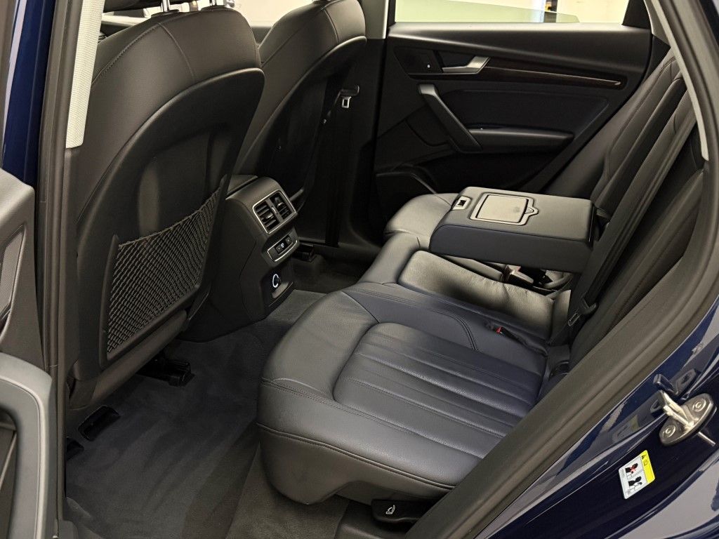 Thumbnail: 2019 Audi Q5 - 31