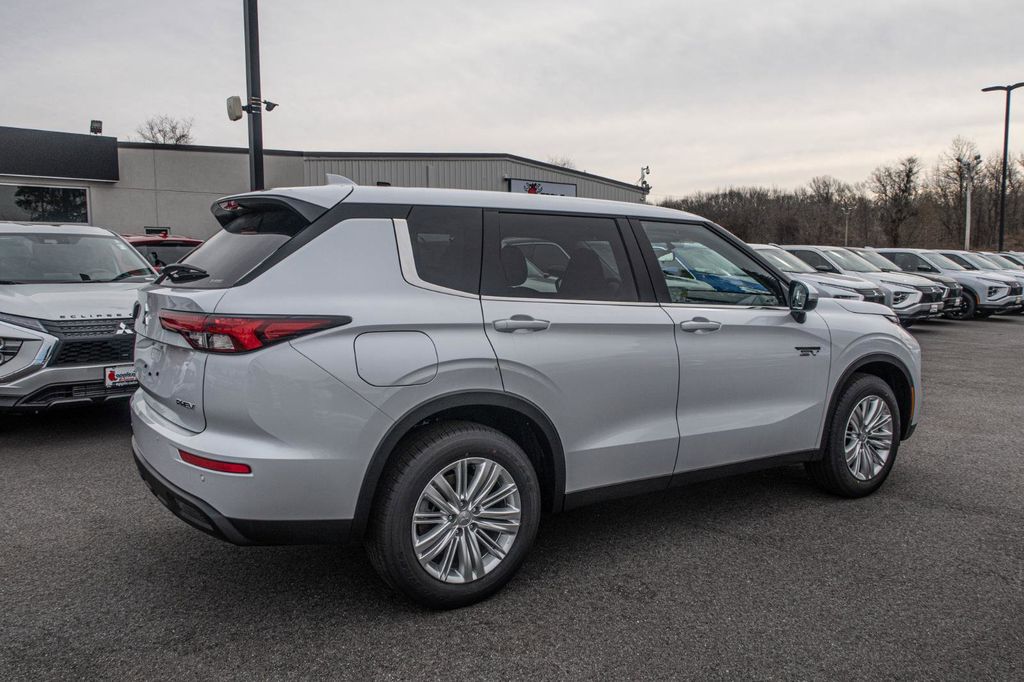 2025 Mitsubishi Outlander PHEV ES S-AWC