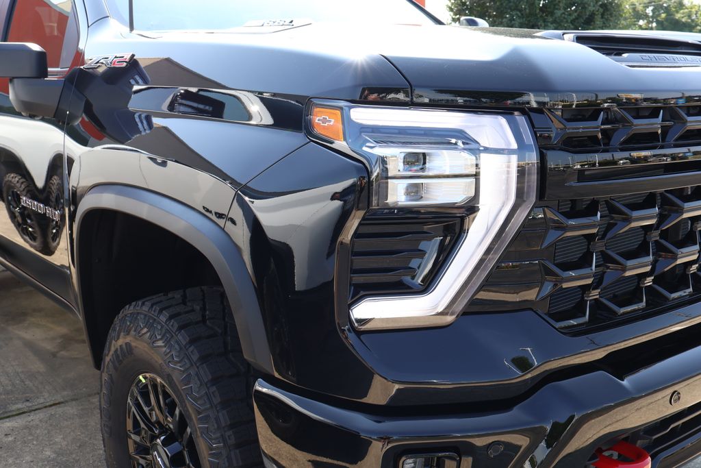 Thumbnail: 2025 Chevrolet Silverado 2500 - 4