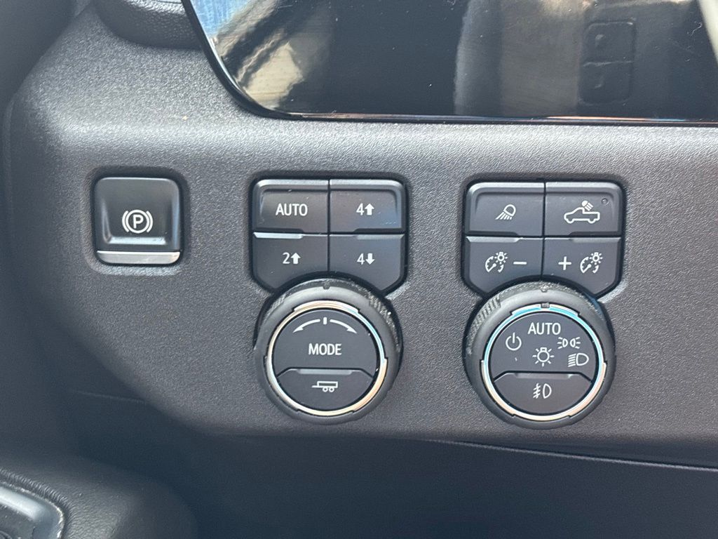 Used 2025 Chevrolet Silverado 1500 Truck