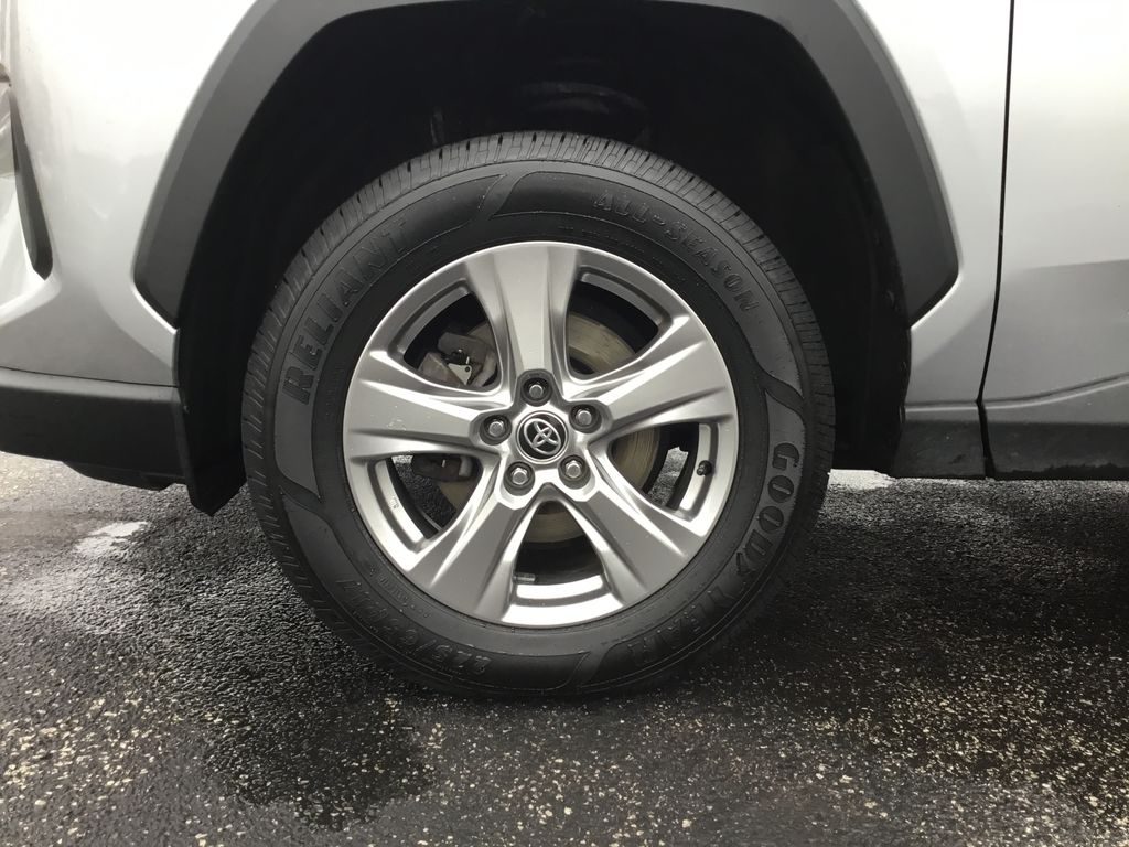 Thumbnail: 2023 Toyota RAV4 - 9