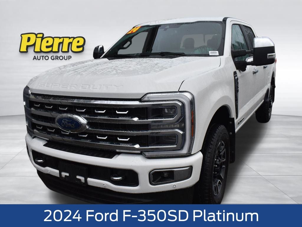 White 2024 Ford F-350 Super Duty Platinum Crew Cab 4WD Pickup Truck Four-Wheel Drive Automatic