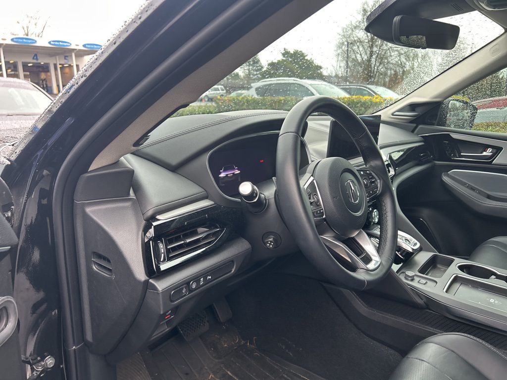 used 2025 Acura MDX car, priced at $49,802