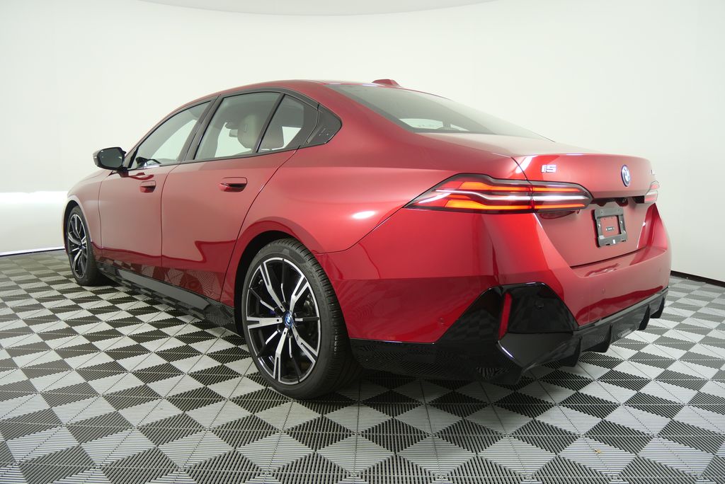 Thumbnail: 2025 BMW i5 - 5