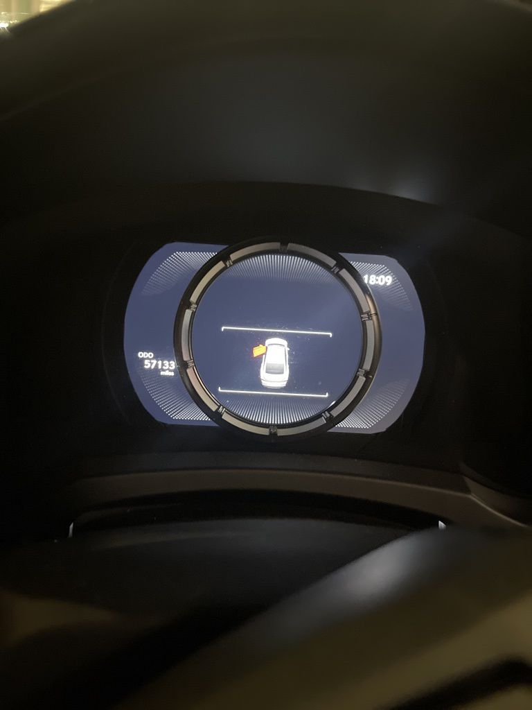 Thumbnail: 2021 Lexus IS - 11