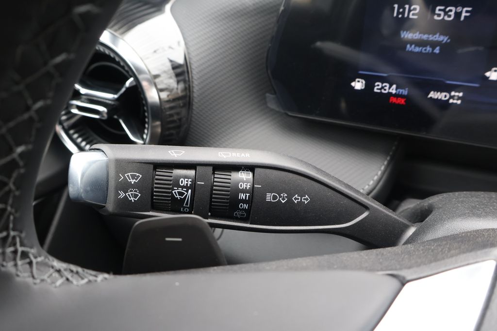 Thumbnail: 2026 Chevrolet Equinox - 25