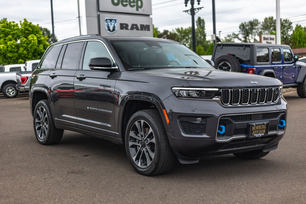 2022 Jeep Grand Cherokee 4xe Overland 4xe thumbnail 8