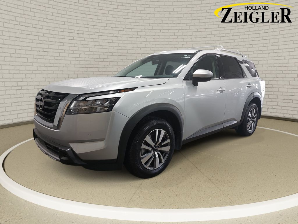 2024 Nissan Pathfinder SL 4WD