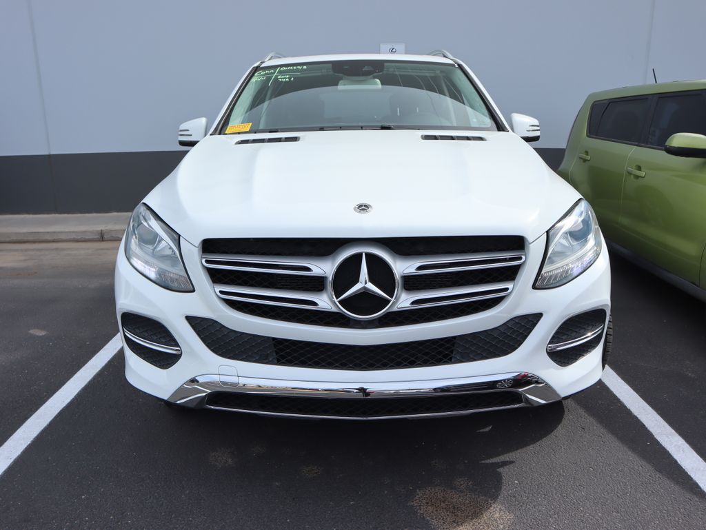 Thumbnail: 2018 Mercedes-Benz GLE - 3