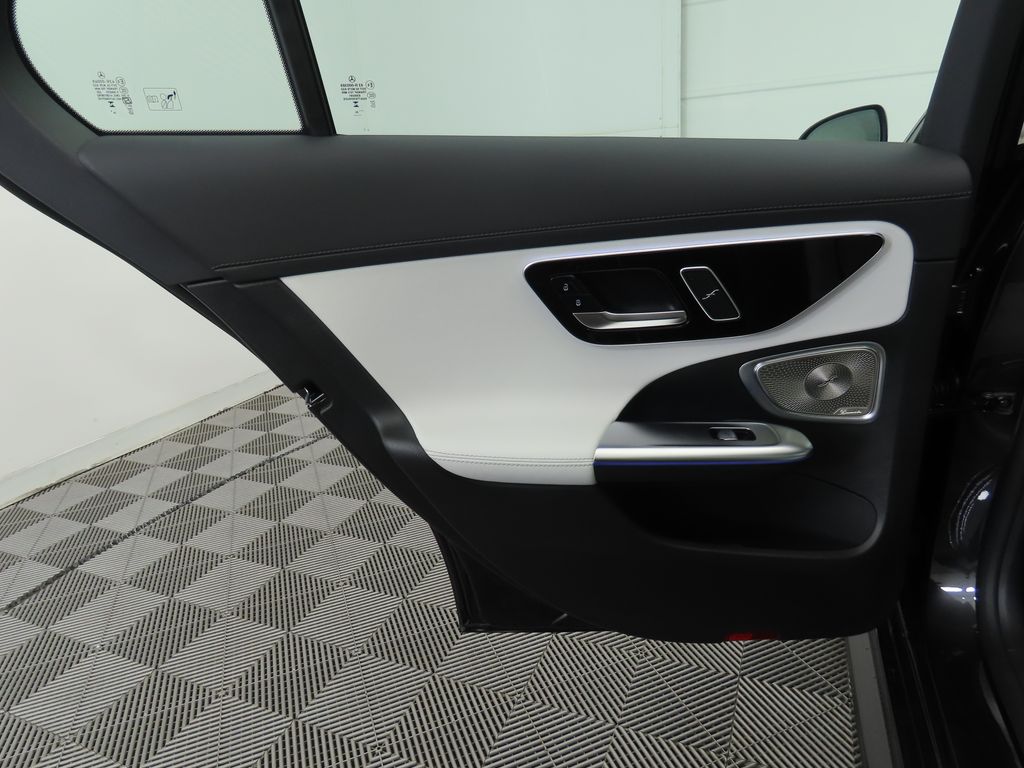 Thumbnail: 2025 Mercedes-Benz C-Class - 28
