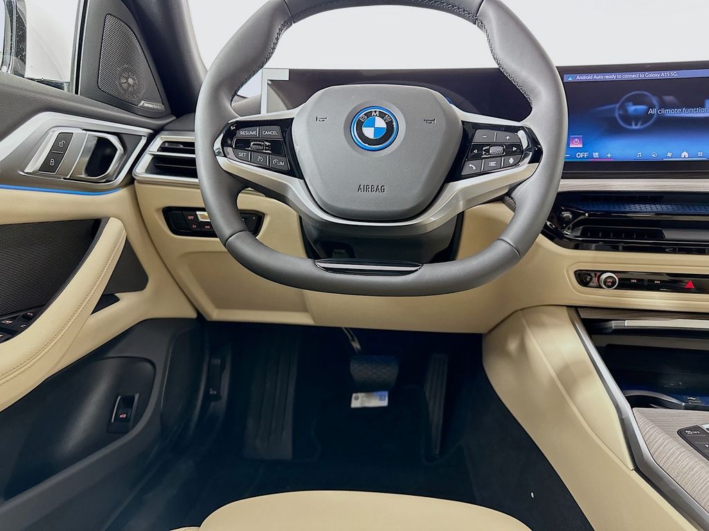 2025 BMW i4 eDrive40 19