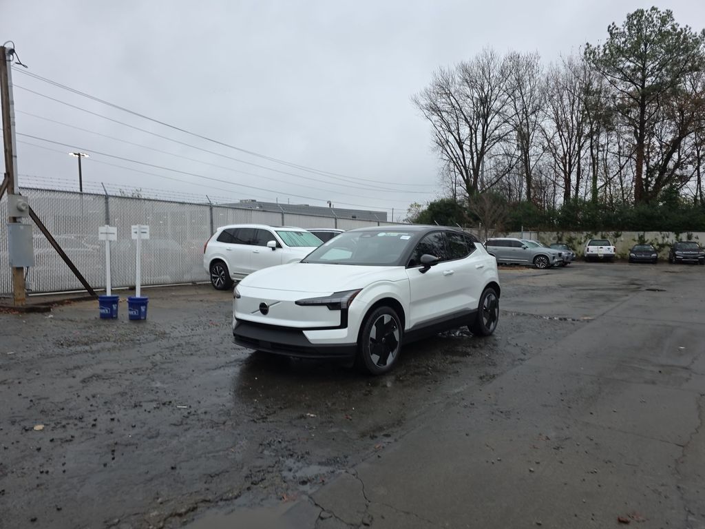 2025 Volvo EX30 Twin Plus eAWD