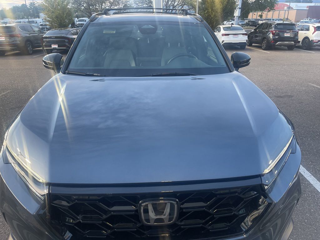 2023 Honda CR-V Hybrid Sport Touring photo 4