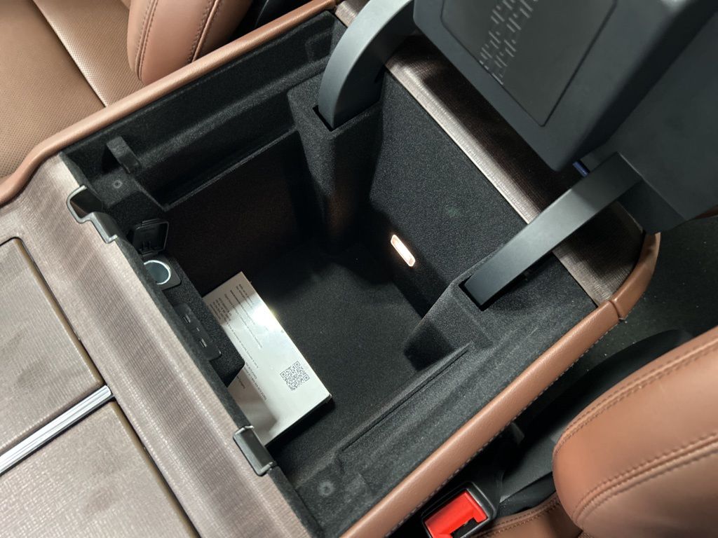 new 2026 Lincoln Navigator L car, priced at $108,730