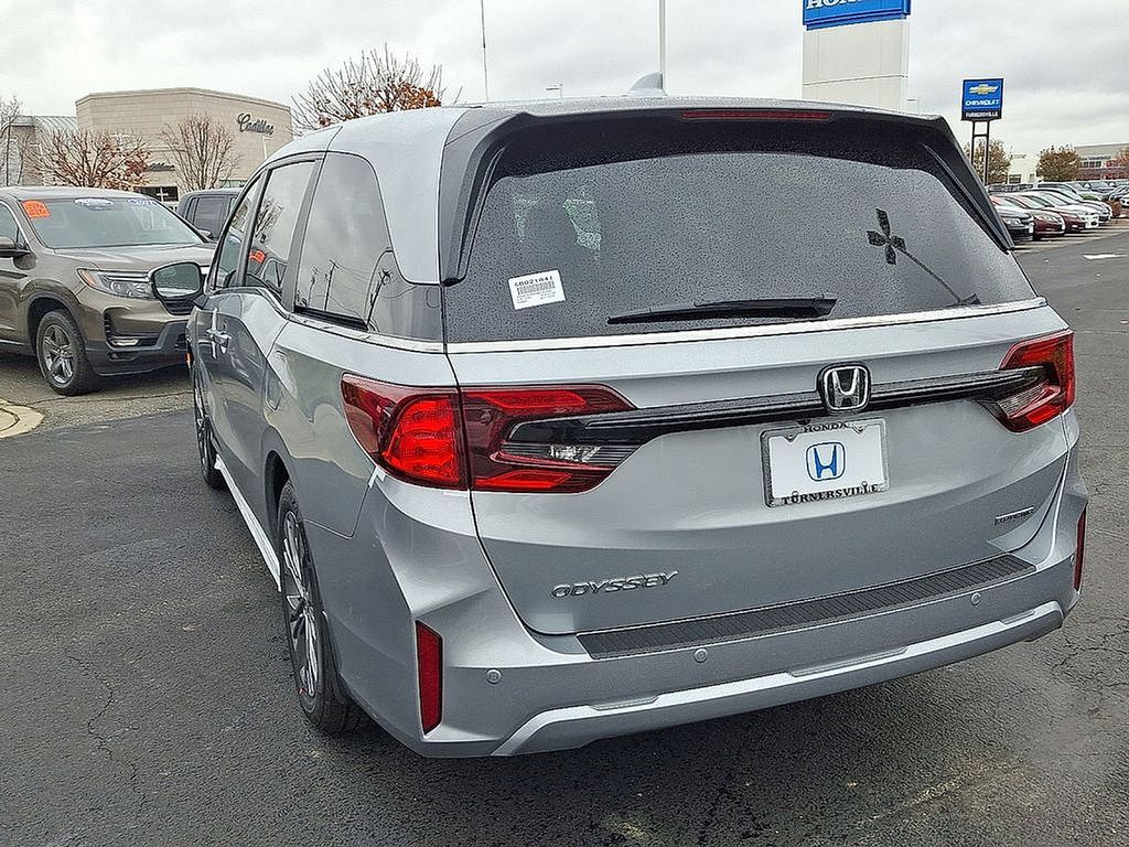 Thumbnail: 2026 Honda Odyssey - 3