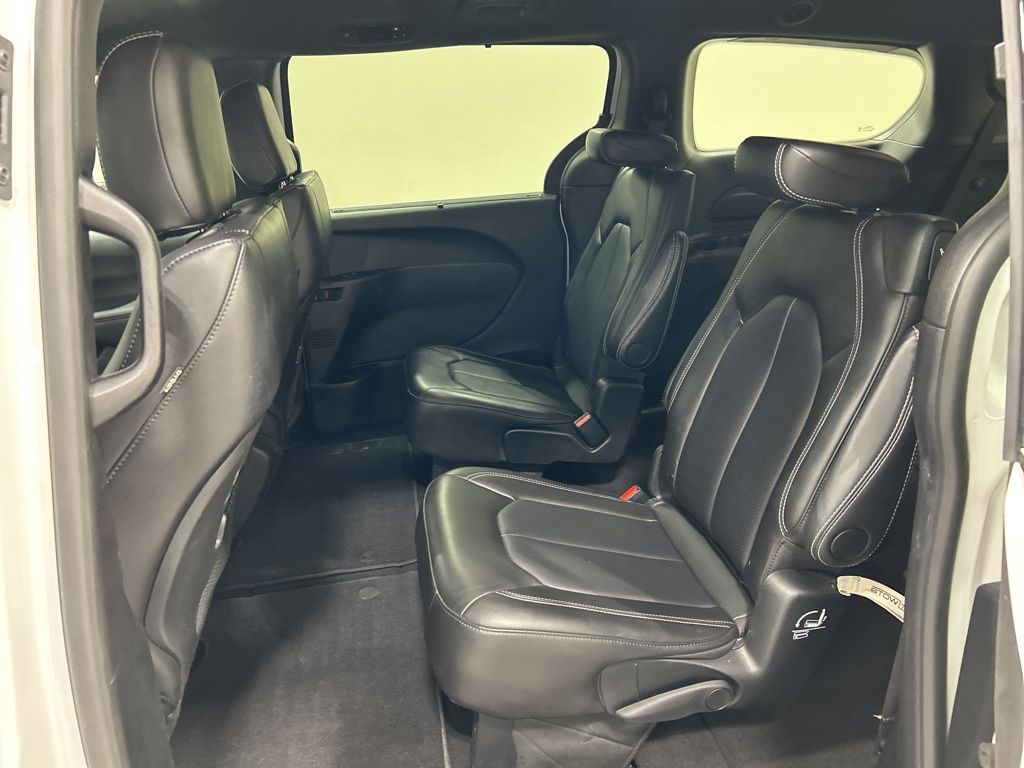 used 2025 Chrysler Pacifica car, priced at $31,741
