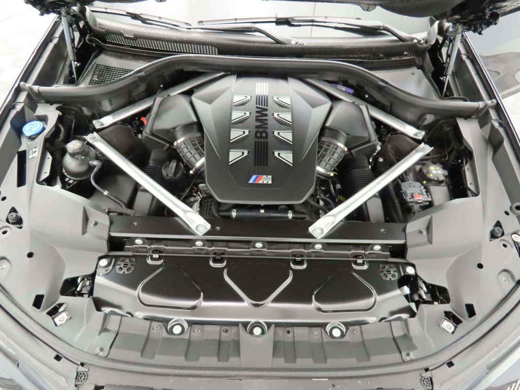 Thumbnail: 2026 BMW X7 - 32