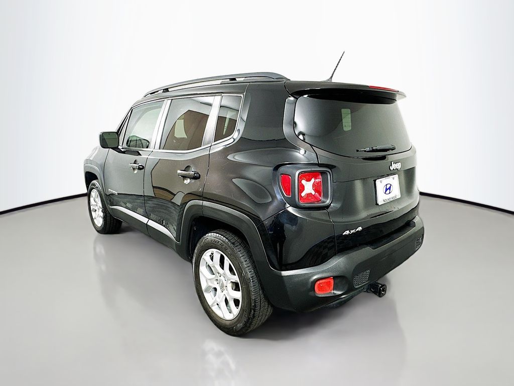 Thumbnail: 2016 Jeep Renegade - 7