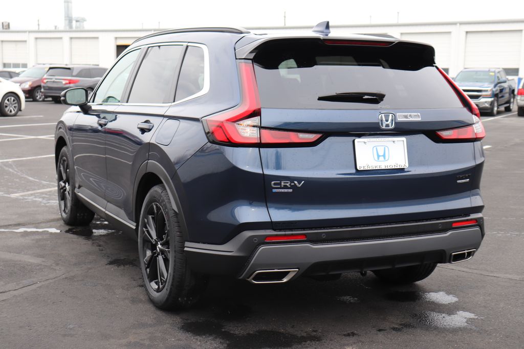 2025 Honda CR-V Sport Touring 3