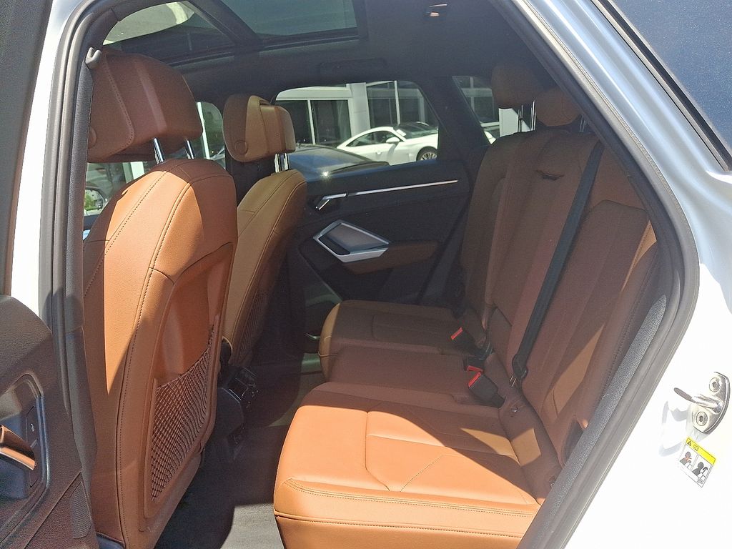 2022 Audi Q3 Premium 10
