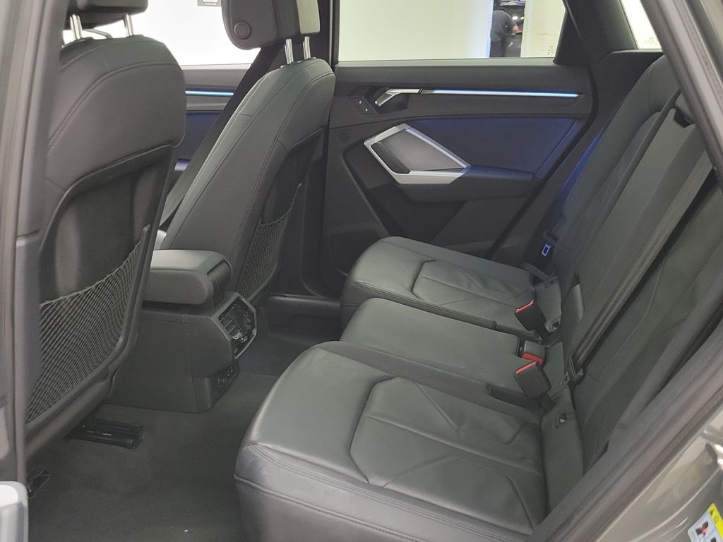 Thumbnail: 2023 Audi Q3 - 21