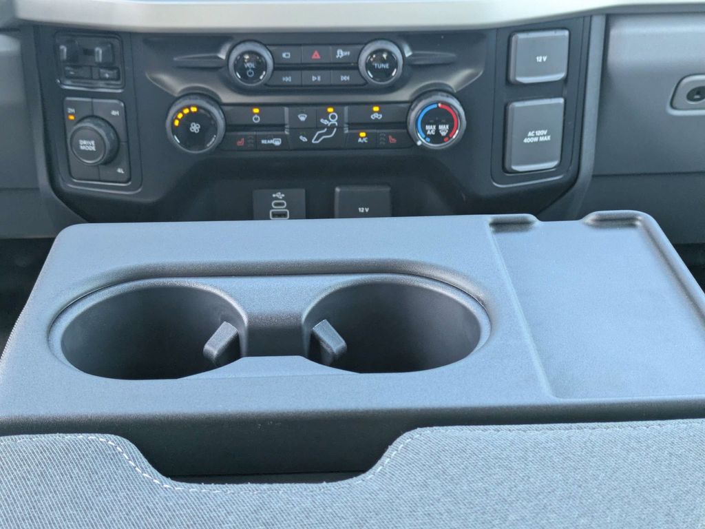 2026 Ford F-350 Super Duty XLT