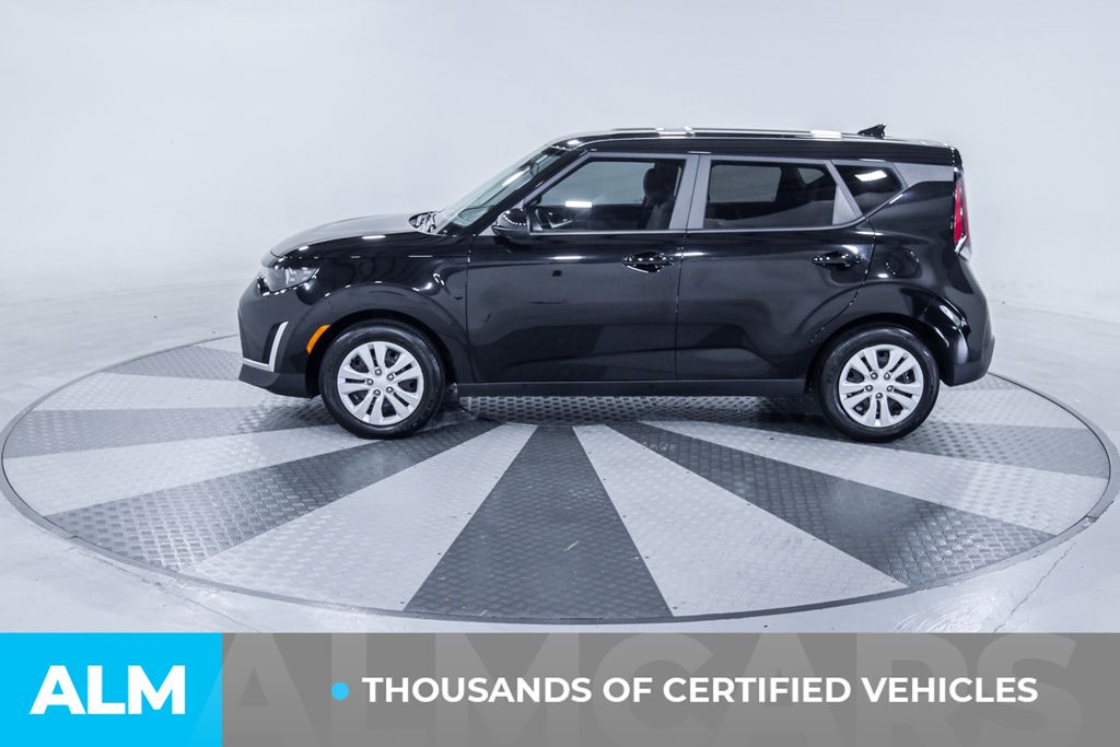 Used 2023 Black Kia LX image 4