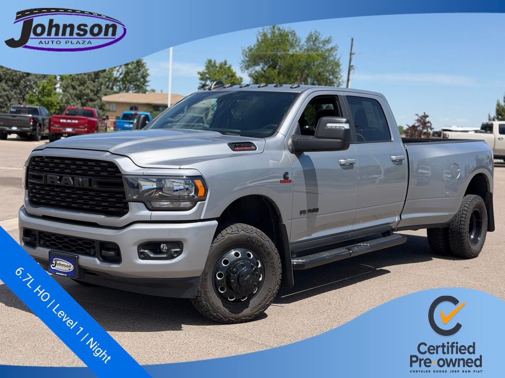 Billet Silver Metallic Clearcoat 2024 RAM 3500 Big Horn Crew Cab LB DRW 4WD Pickup Truck Four-Wheel Drive 6-Speed Automatic