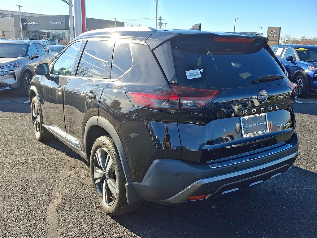 Thumbnail: 2023 Nissan Rogue - 4