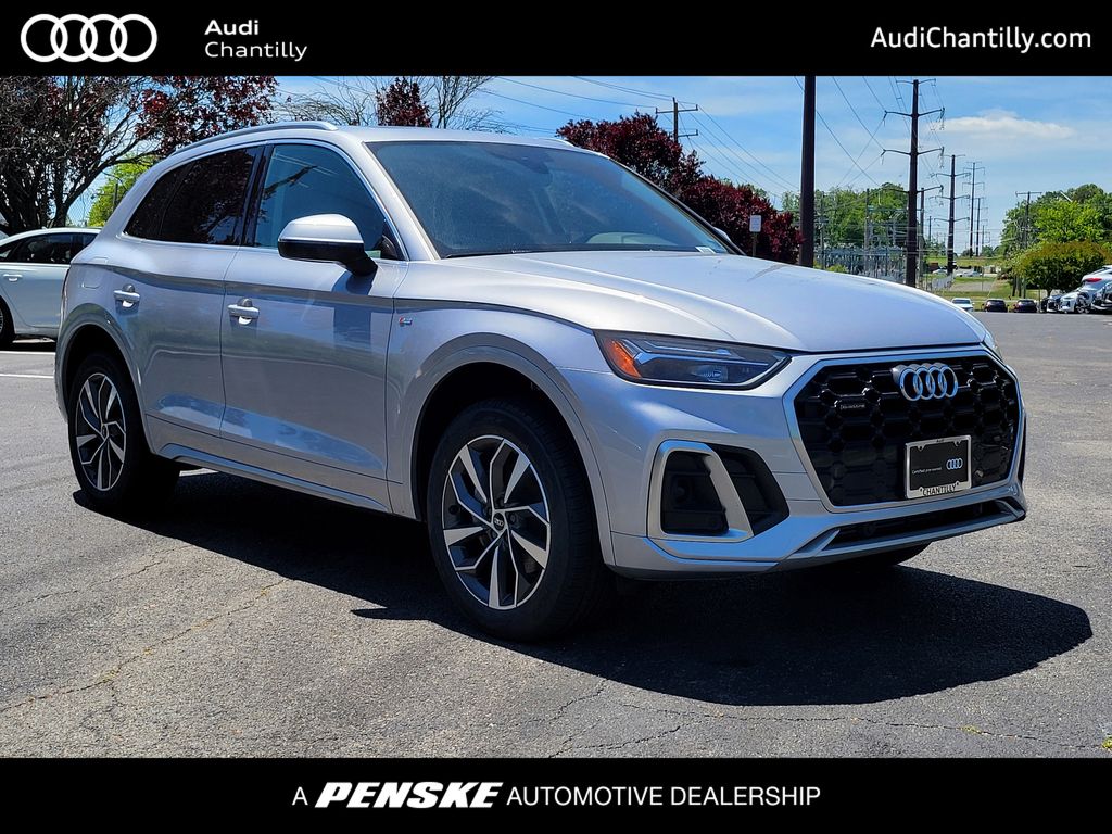 Silver Metallic 2024 Audi Q5 SUV / Crossover All-Wheel Drive 7-Speed Automatic
