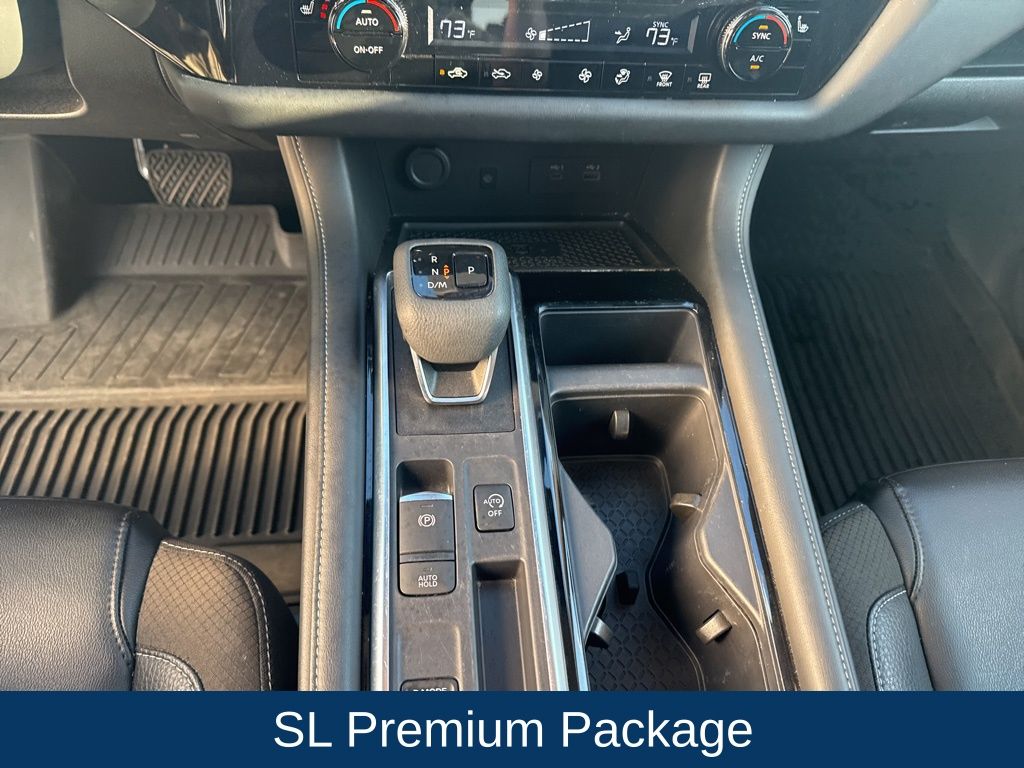 2024 Nissan Pathfinder SL FWD