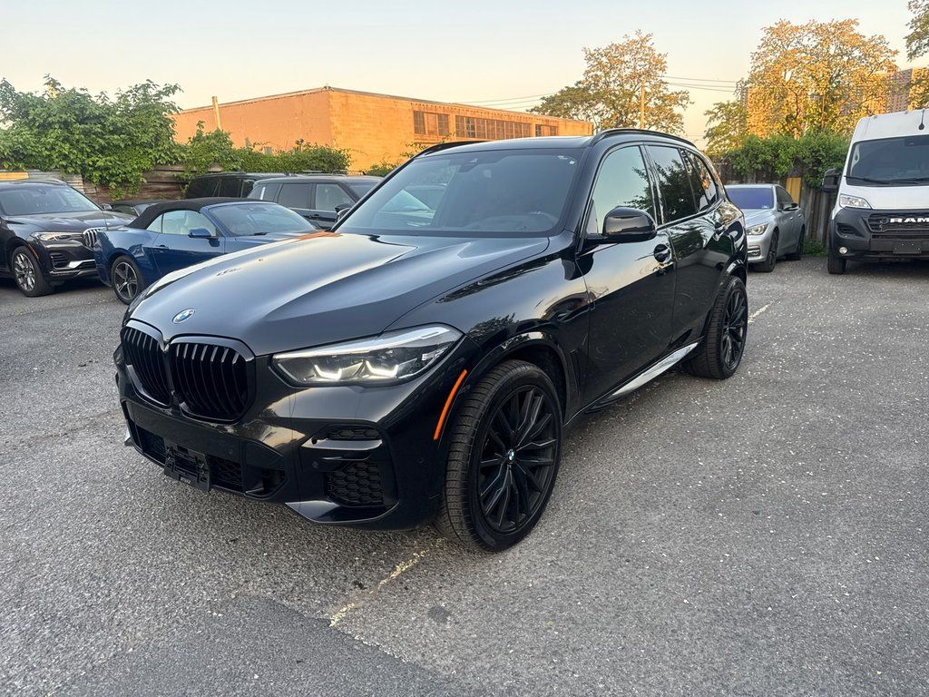Gray (Arctic Grey Metallic) 2022 BMW X5 xDrive40i AWD SUV / Crossover All-Wheel Drive Automatic