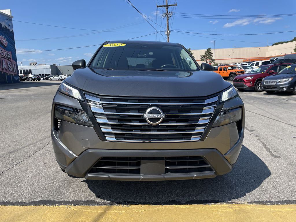 Used 2024 Nissan Rogue SUV