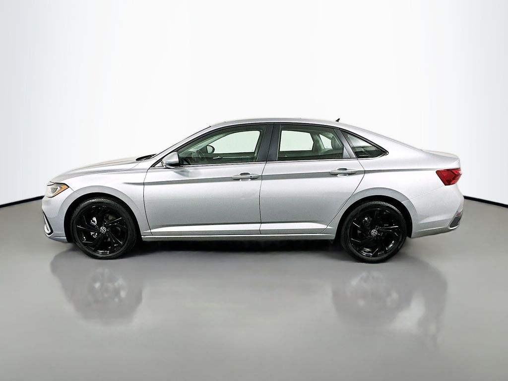 Thumbnail: 2025 Volkswagen Jetta - 8