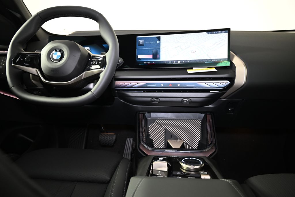 Thumbnail: 2025 BMW X3 - 16