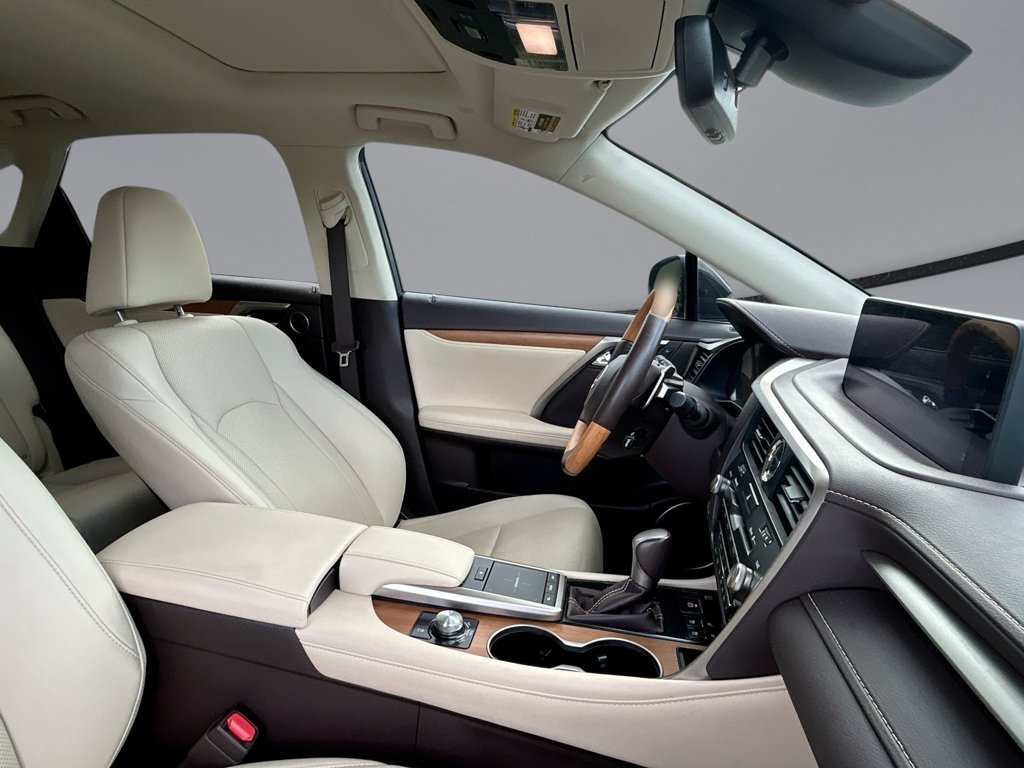Thumbnail: 2020 Lexus RX - 17