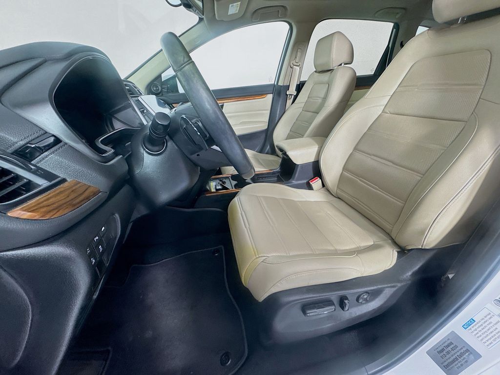 Used Car 2021 Honda Cr-v Hybrid  Touring For Sale Under $35,000 In Austin, Texas