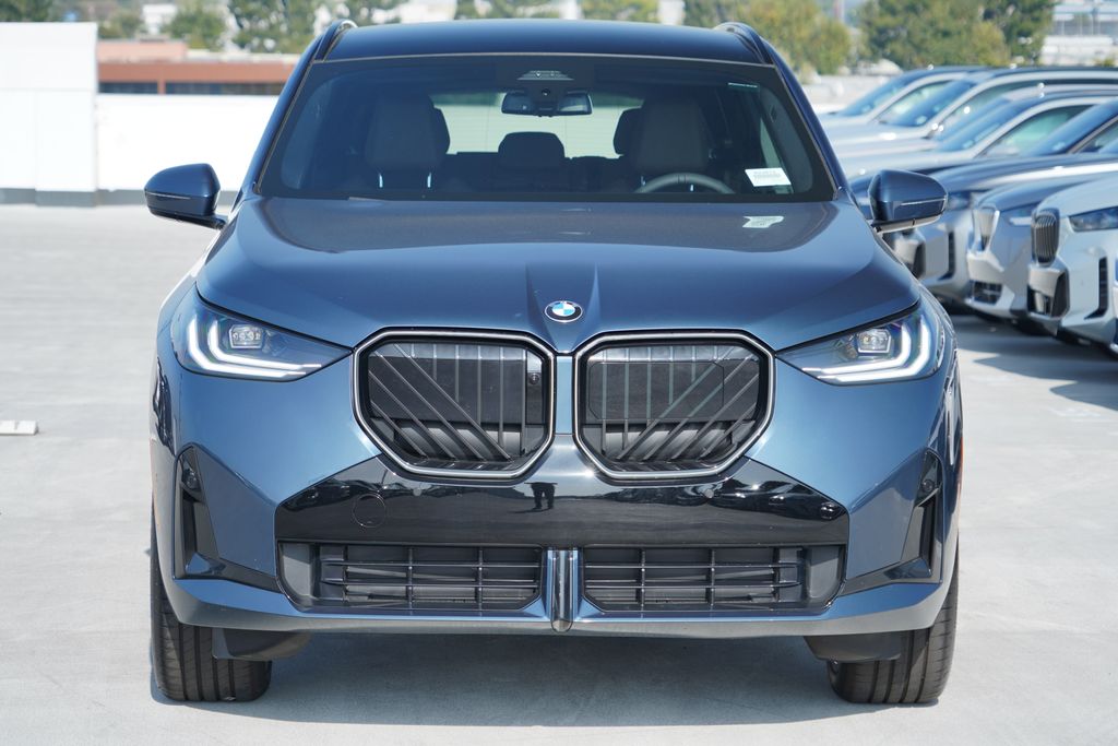 Thumbnail: 2026 BMW X3 - 2