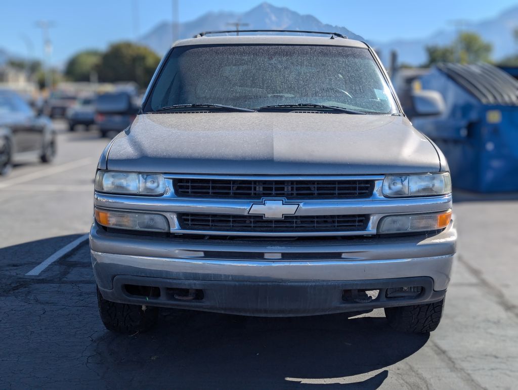 2002 Chevrolet Tahoe LT 9