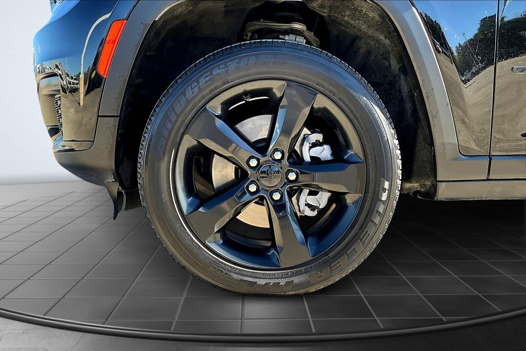 2024 Jeep Grand Cherokee L Altitude X Black at Traditions Chevrolet