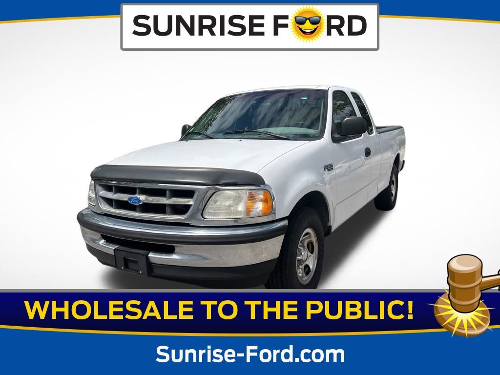 White 1997 Ford F-150 XLT Extended Cab SB Pickup Truck Rear-Wheel Drive 5-Speed Manual Overdrive