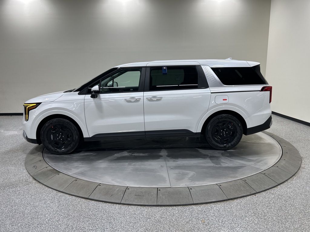 new 2026 Kia Carnival car, priced at $39,765