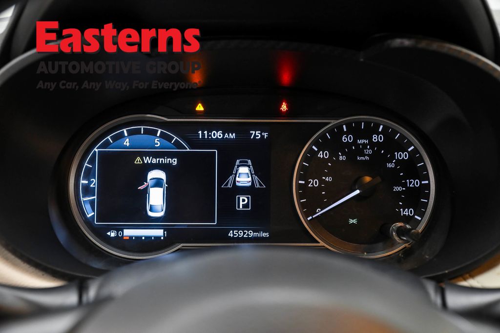 Used 2021 Gray Nissan 1.6 SV image 18