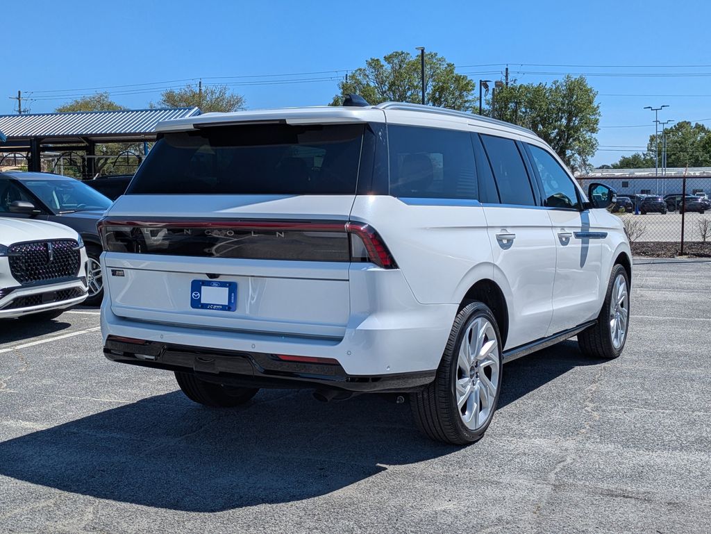 2025 Lincoln Navigator Reserve