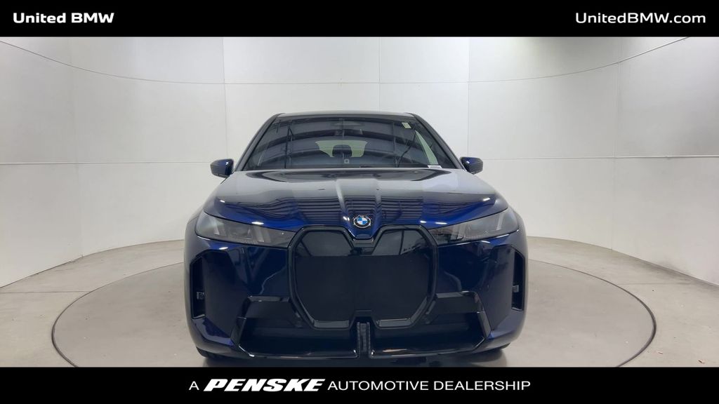 Thumbnail: 2026 BMW iX - 3