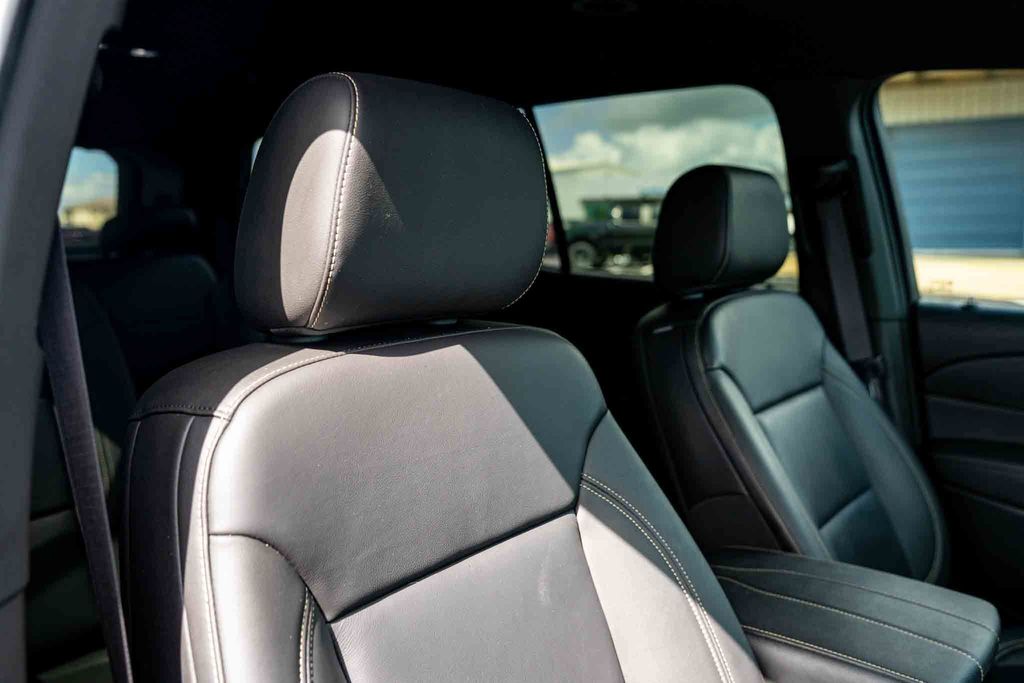 Used Car 2023 Chevrolet Traverse  Lt Leather For Sale Under $30,000 In Austin, Texas